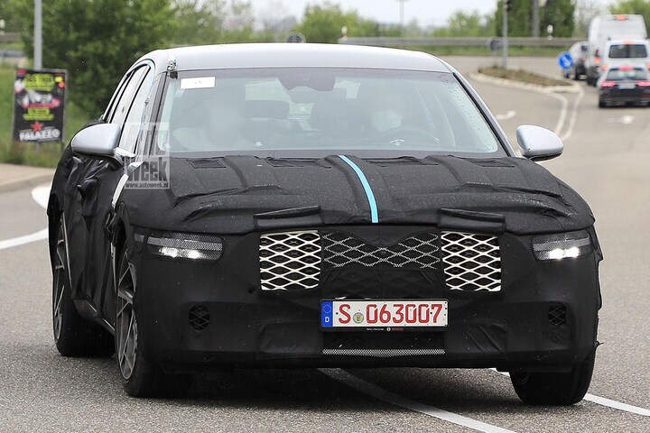 Spyshots Genesis G90