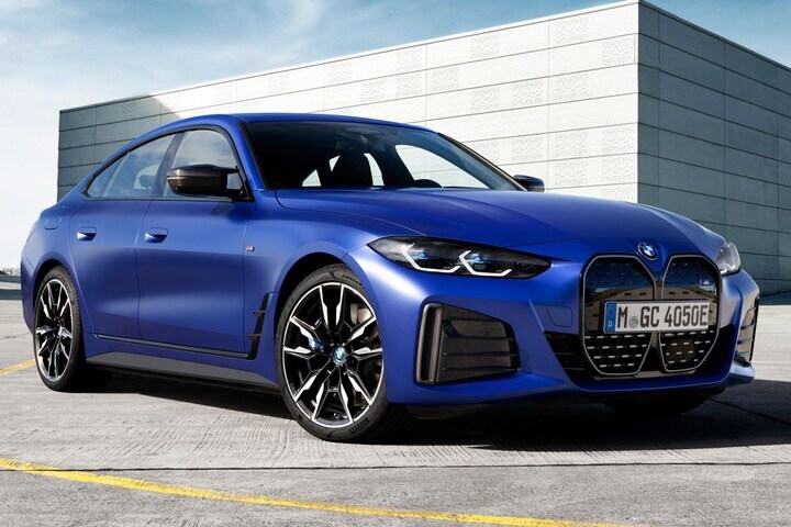 BMW i4