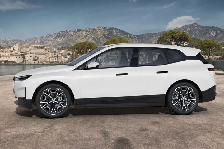 BMW iX back to basics