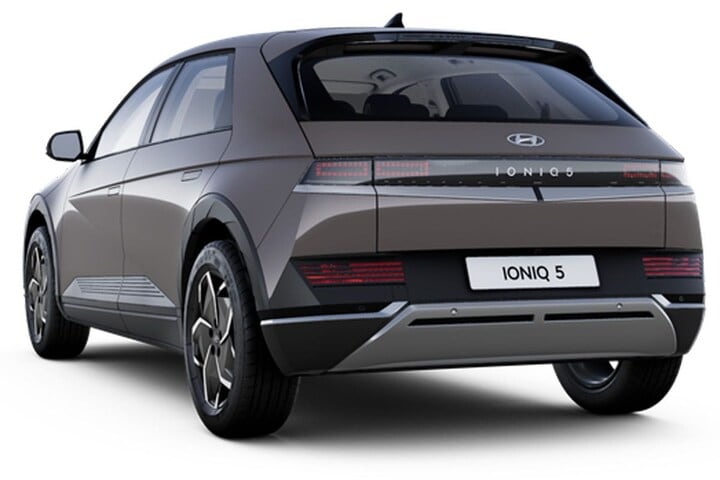 Back to basics Hyundai Ioniq 5