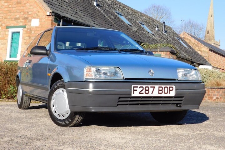 Renault 19