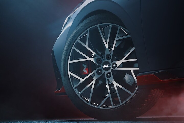 Hyundai Elantra N teaser