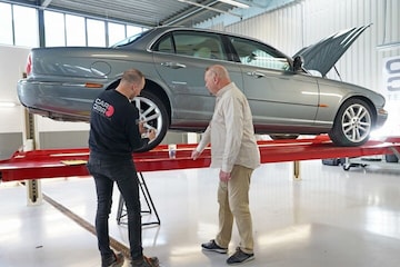 Jaguar XJ Klokje Rond