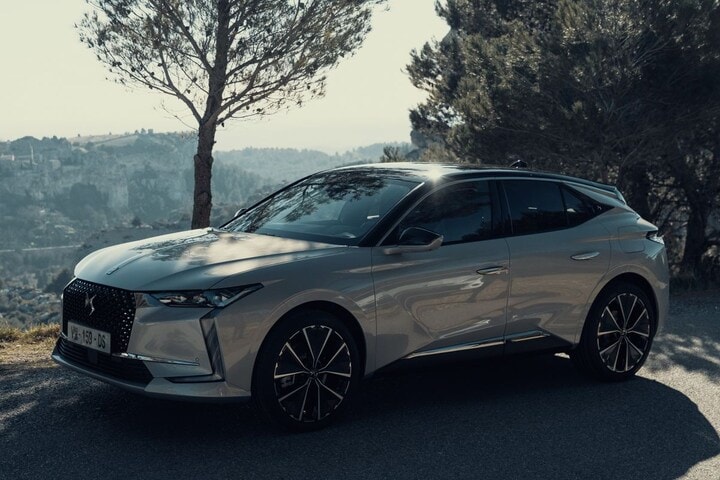 DS 4