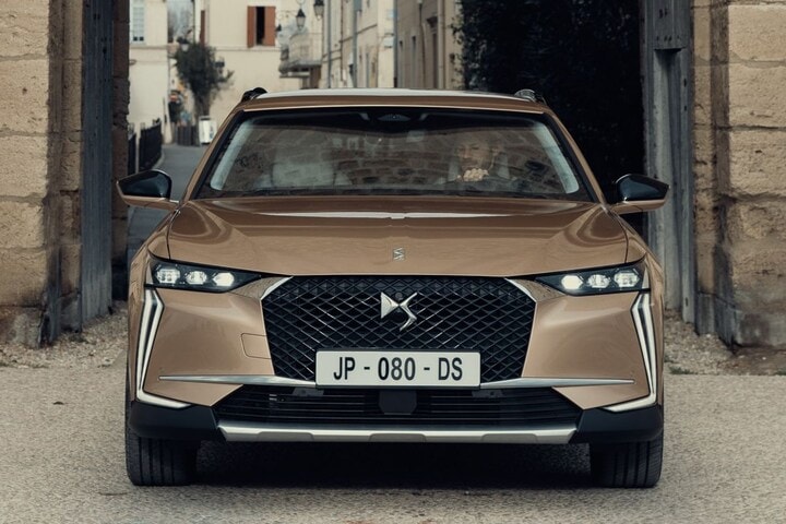 DS 4