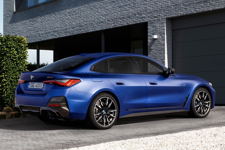 BMW i4