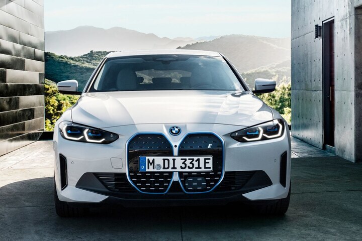 BMW i4