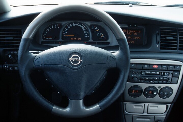 Opel Vectra