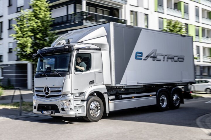 Mercedes-Benz Trucks eActros