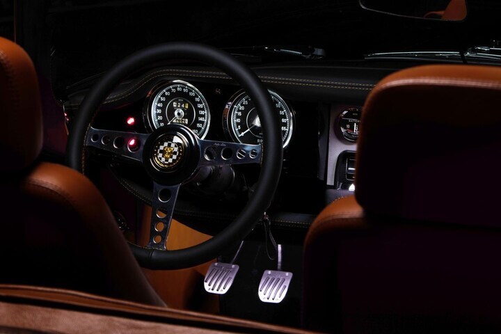 Unleashed Jaguar E-Type
