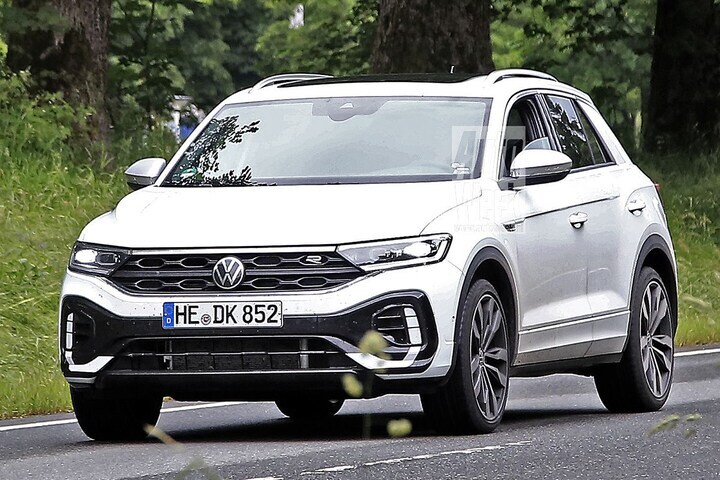Spyshots Volkswagen T-Roc facelift