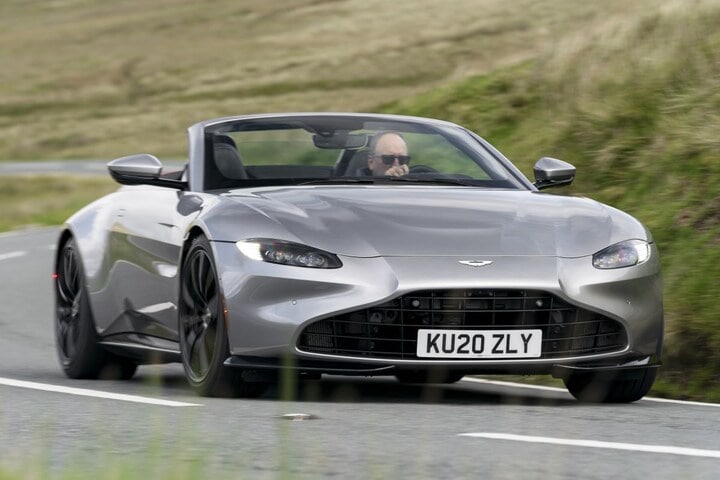 Aston Martin Vantage Roadster