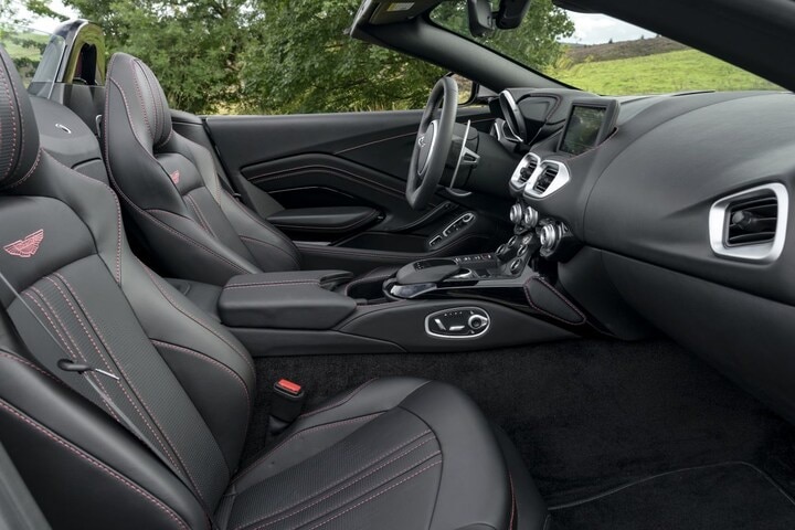 Aston Martin Vantage Roadster