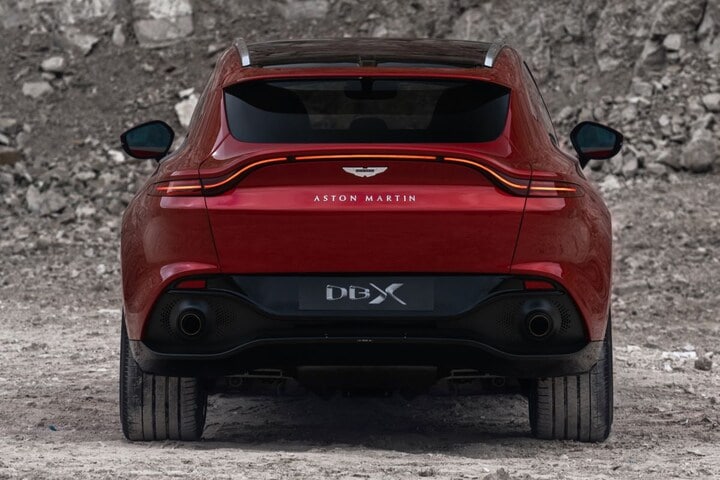 Aston Martin DBX