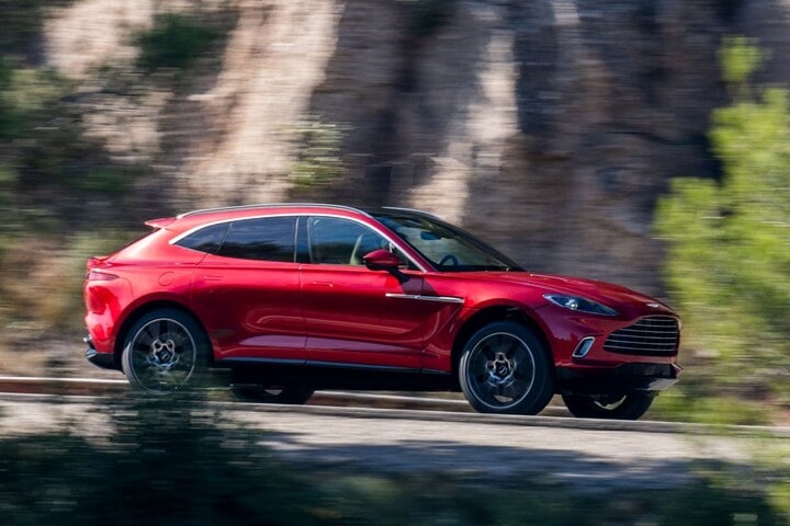 Aston Martin DBX