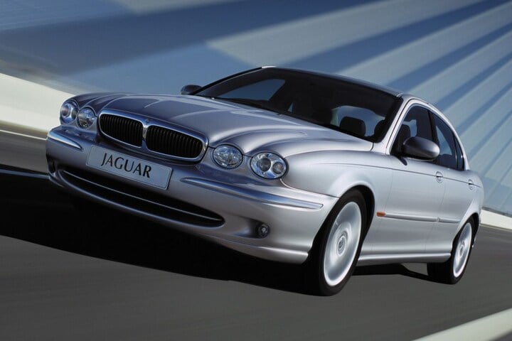 Jaguar X-Type