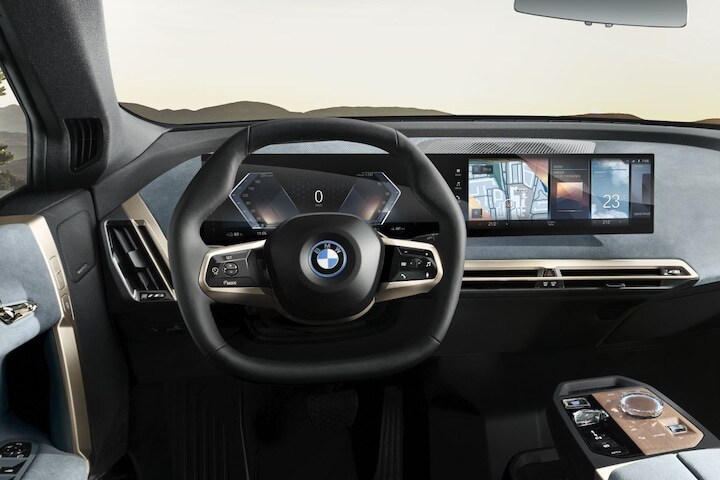 BMW iX