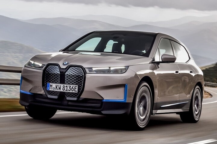 BMW iX