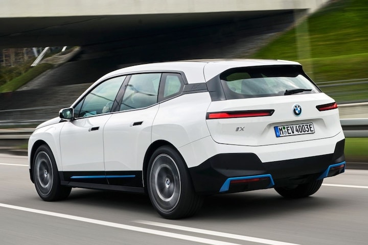 BMW iX