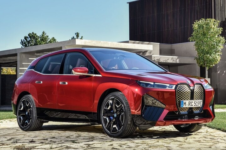 BMW iX