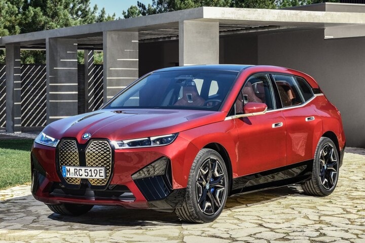 BMW iX