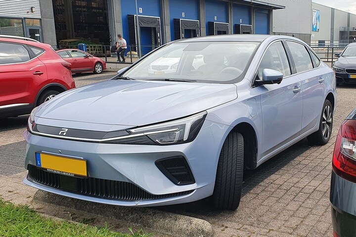 Roewe R ER6