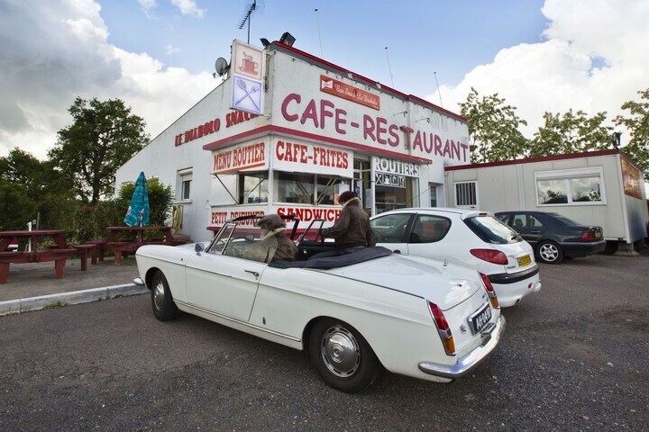 Rit naar Côte d'Azur Peugeot 404 cabrio