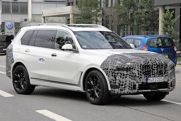 Spyshots BMW X7