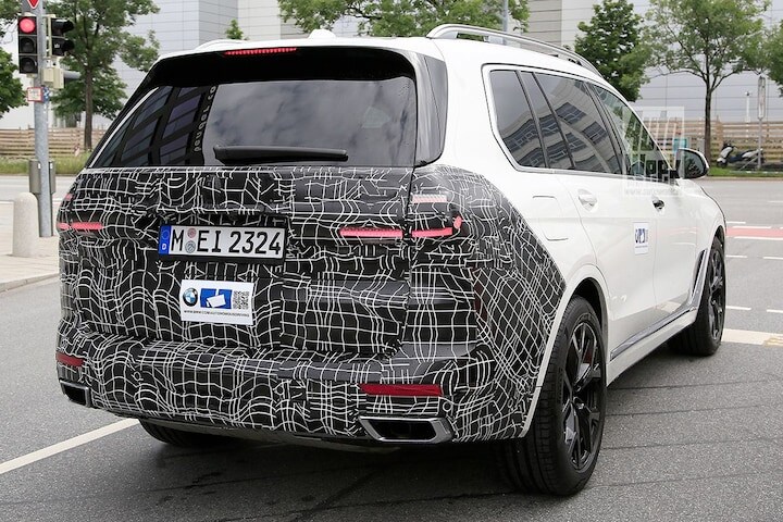 Spyshots BMW X7