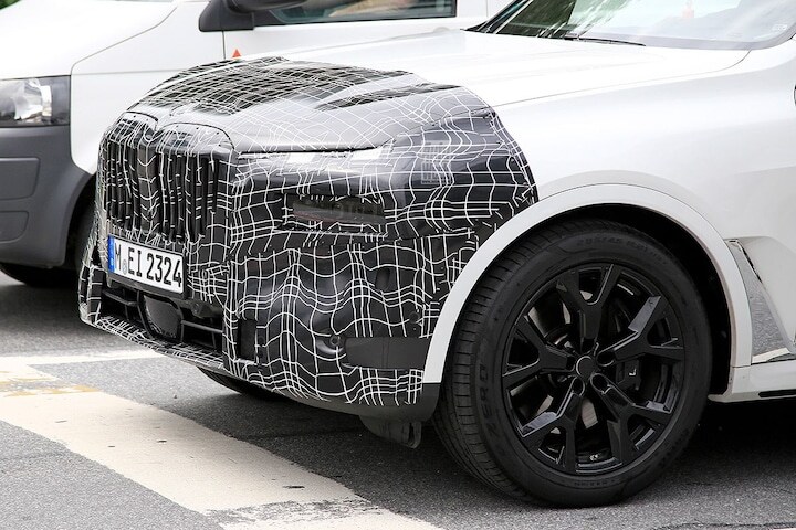 Spyshots BMW X7
