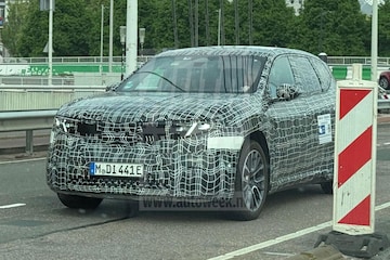 BMW iX3 spyshots Willem Bryan