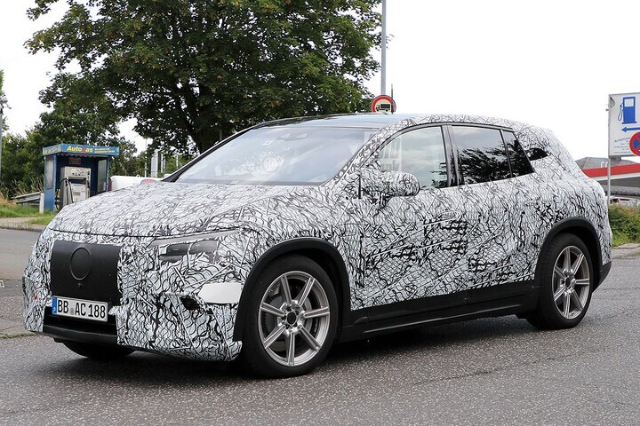 Spyshots Mercedes-Benz EQS SUV