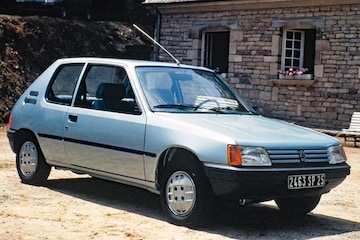 Peugeot 205