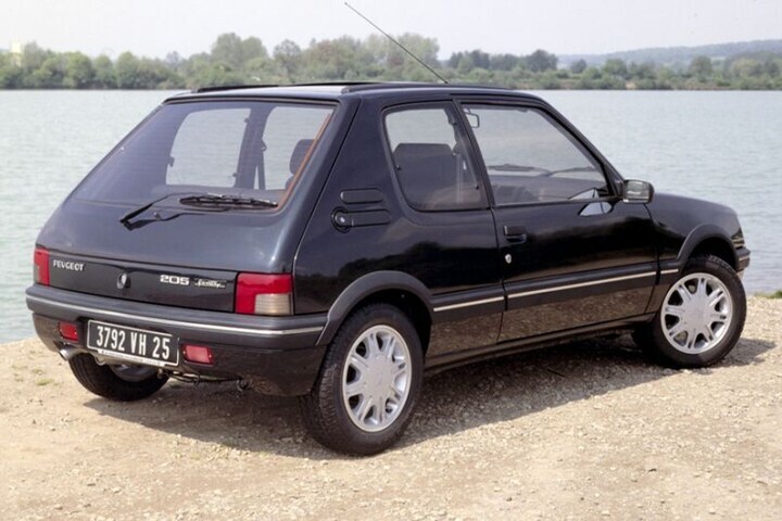 Peugeot 205