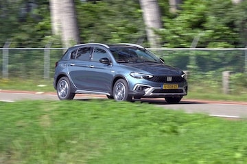 Fiat Tipo Cross