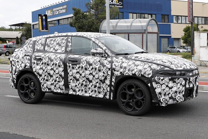 Spyshots Alfa Romeo Tonale