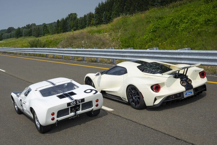Ford GT Heritage Edition