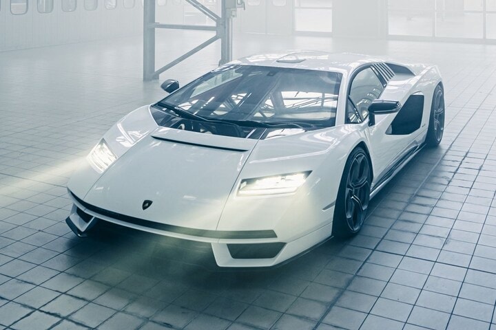 Lamborghini Countach LPI 800-4