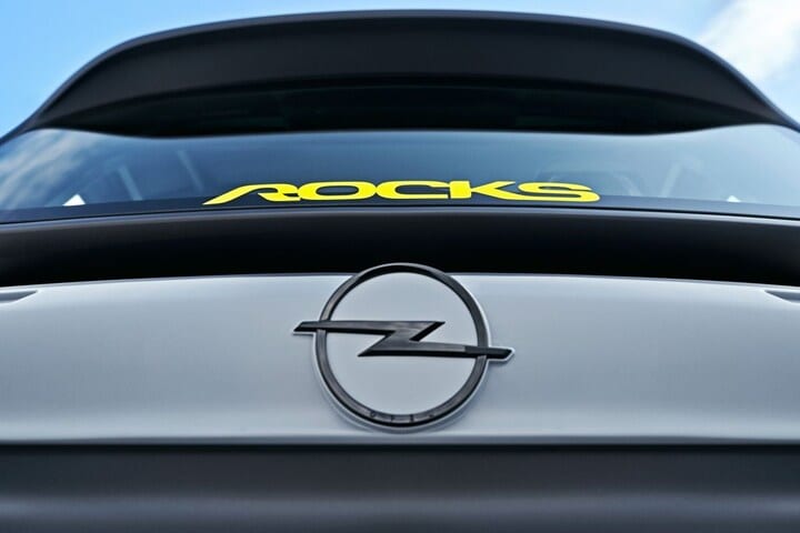 Opel Rocks-E