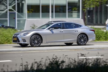Lexus LS500h