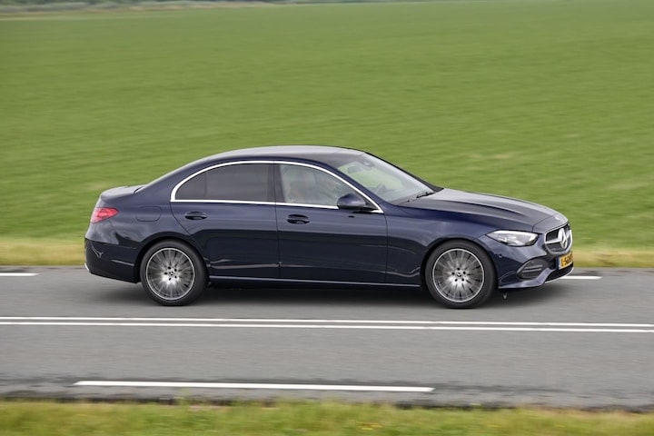 Mercedes-Benz C180