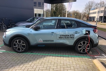 Demo proefrit bij dealer