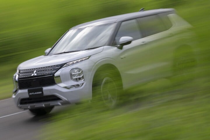 Mitsubishi Outlander PHEV
