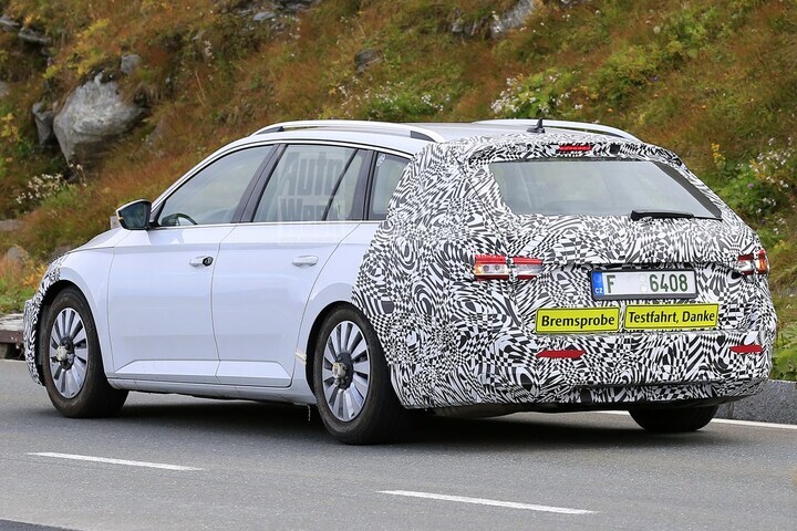Skoda Superb mule
