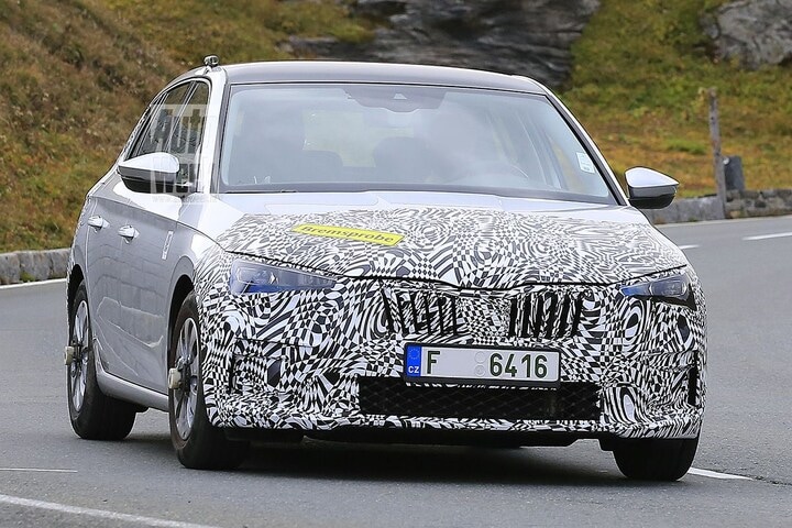 Spyshots Skoda Scala facelift