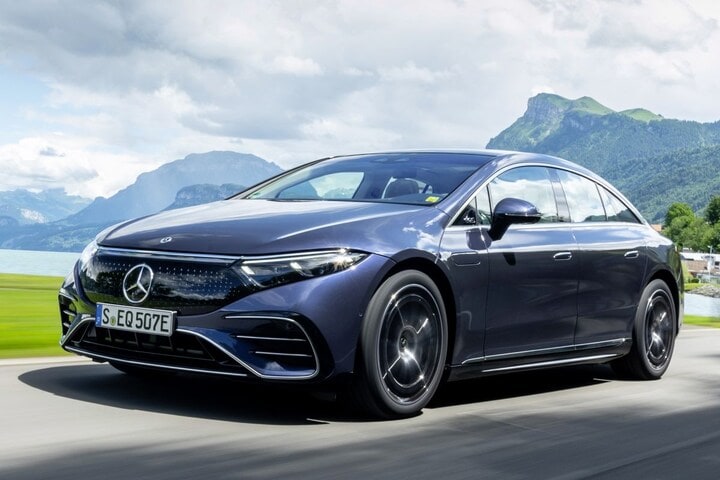 Mercedes-Benz EQS