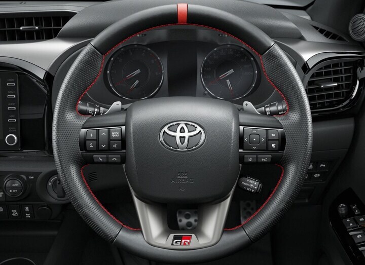 Toyota Hilux GR Sport