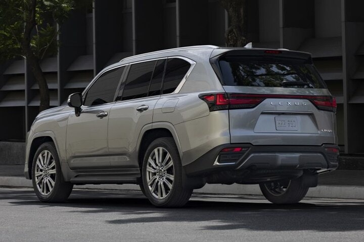 Lexus LX 600