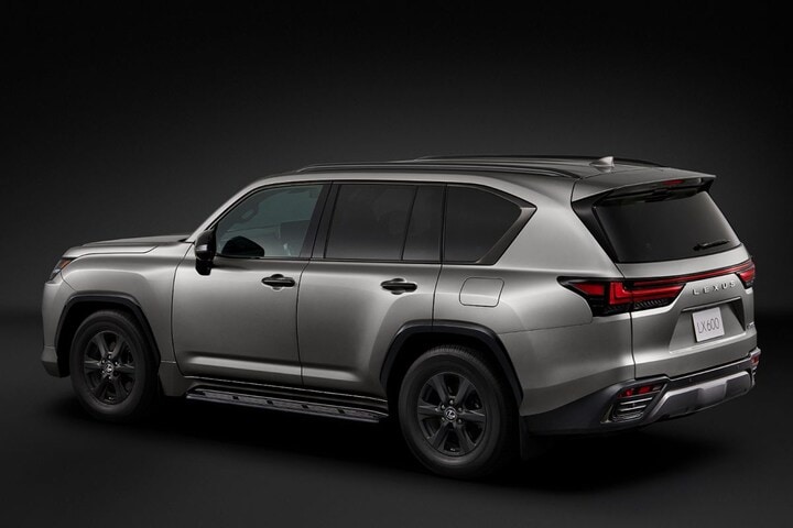 Lexus LX 600