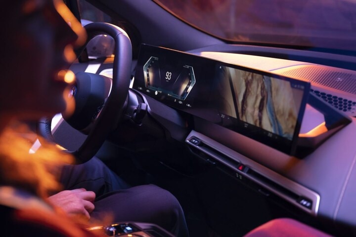 BMW iX